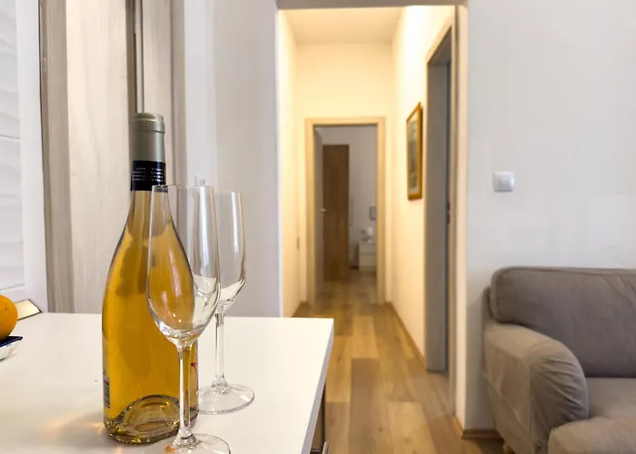 Lucic Old Town Apartamento *